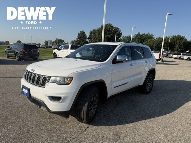 Used 2017 Bright White Clearcoat Jeep Limited image 3