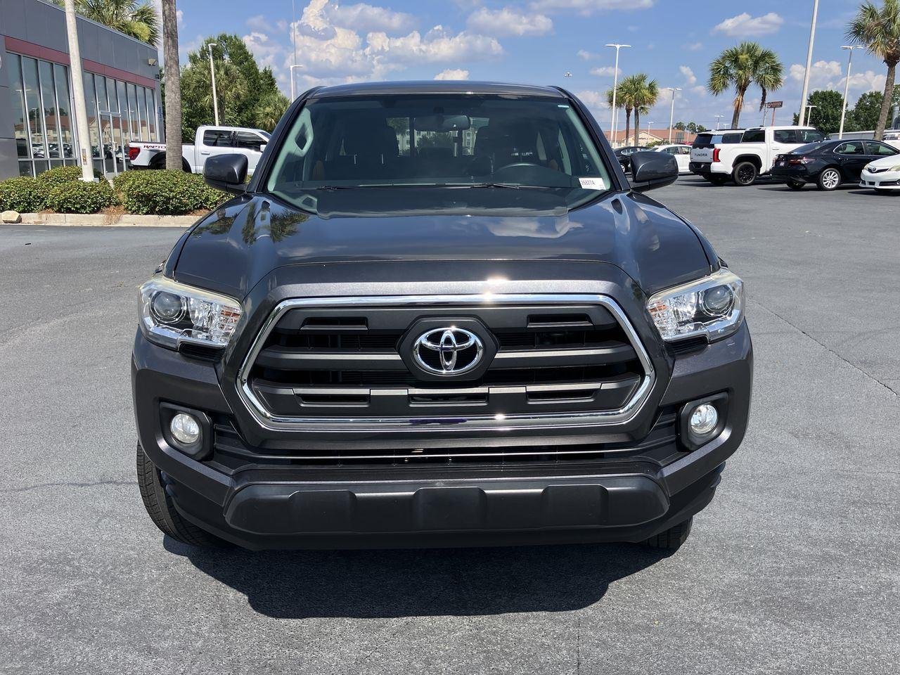 Used 2017 Gray (Magnetic Gray Metallic) Toyota SR5 V6 Double Cab image 8