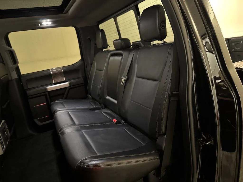 Used 2017  Ford Lariat image 37