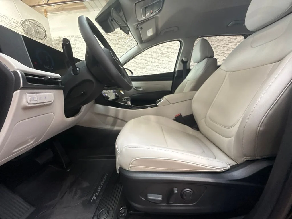 New 2026 Phantom Black Hyundai SEL Plus image 24