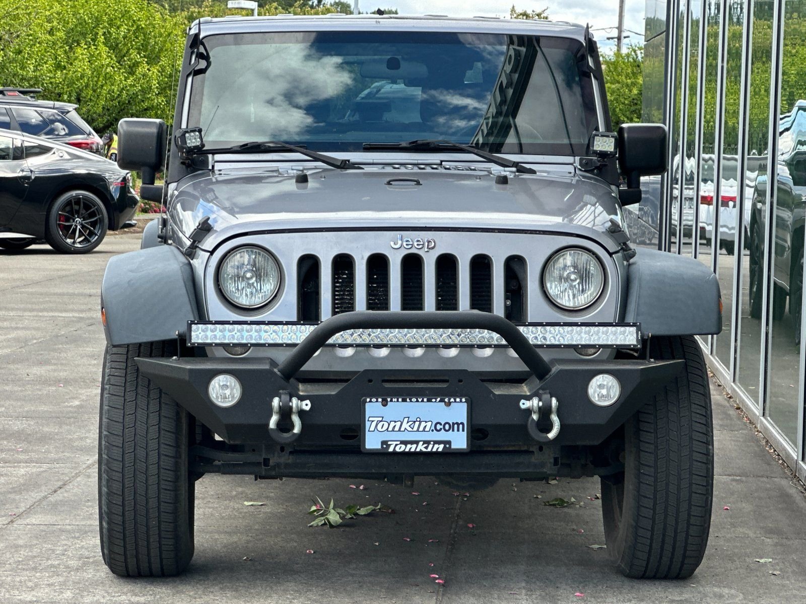 Used 2016 Billet Silver Metallic Clearcoat Jeep Sport image 7