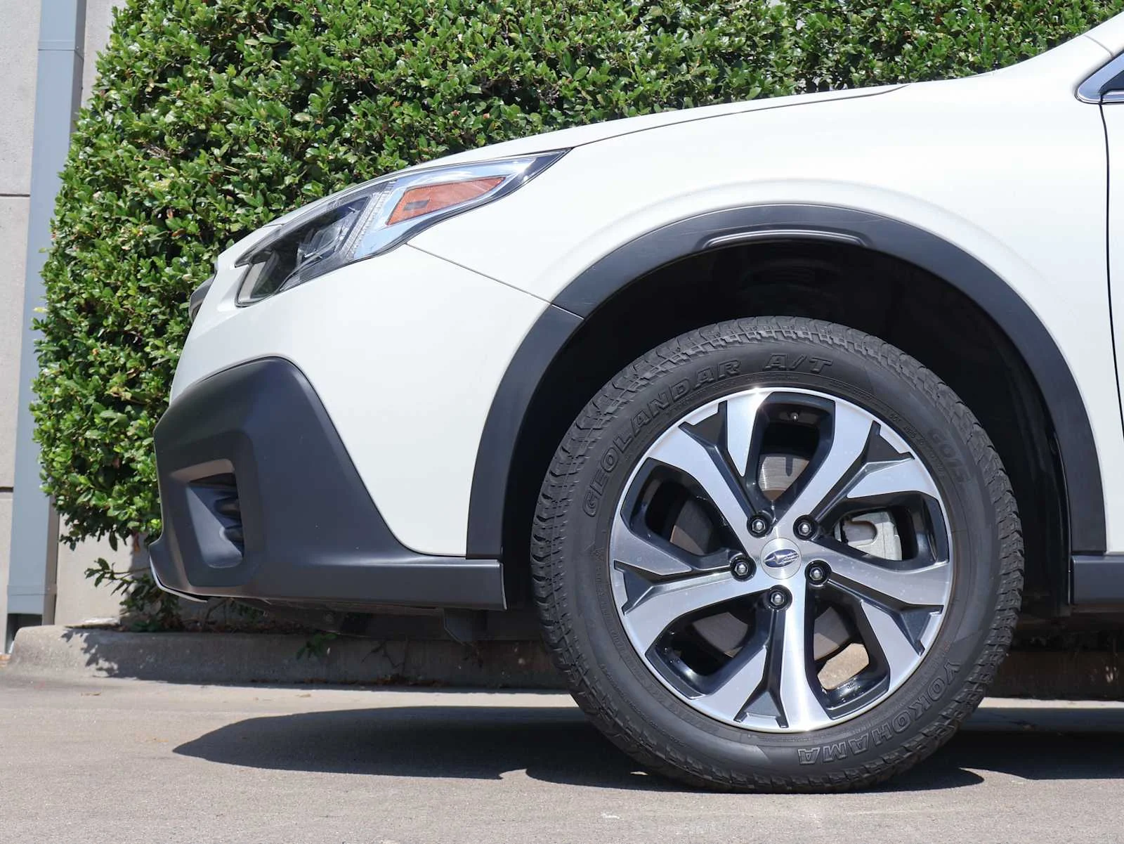 Certified Used 2022 Crystal White Pearl Subaru Touring XT image 6