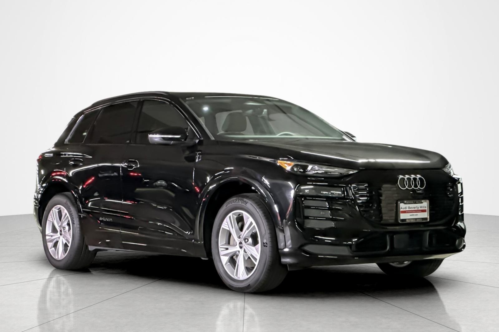 Used 2025 Mythos Black Metallic Audi Premium RWD image 7