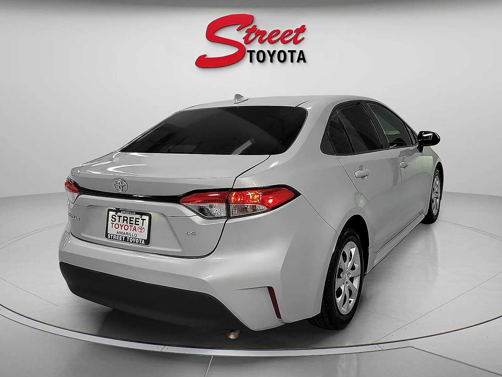 Certified Used 2025 Silver Toyota LE image 4