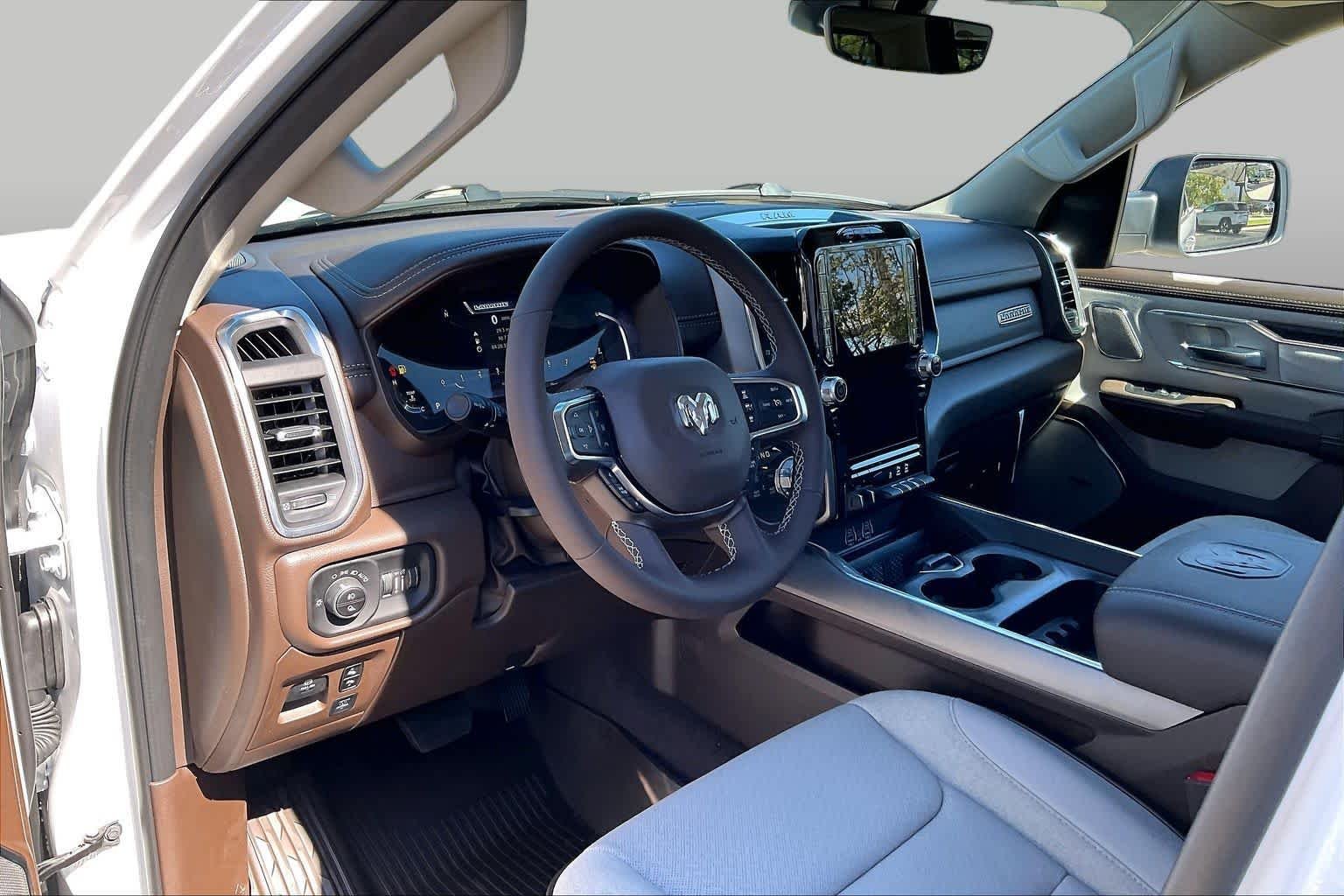 New 2027 Bright White Clear-Coat Exterior Paint RAM Laramie image 8