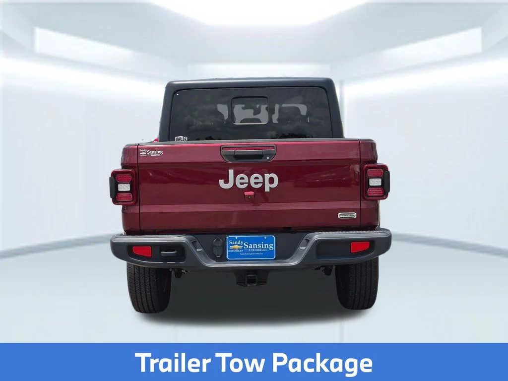 Used 2021 Red Jeep Overland image 5