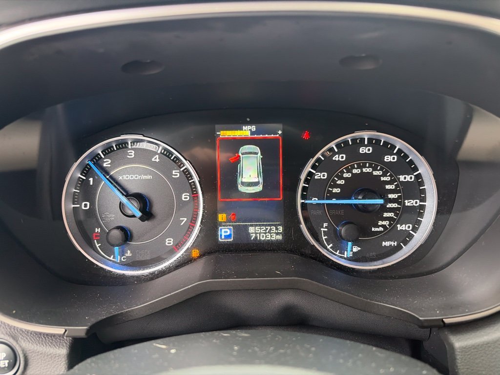 Used 2022 Crystal White Pearl Subaru Limited image 18