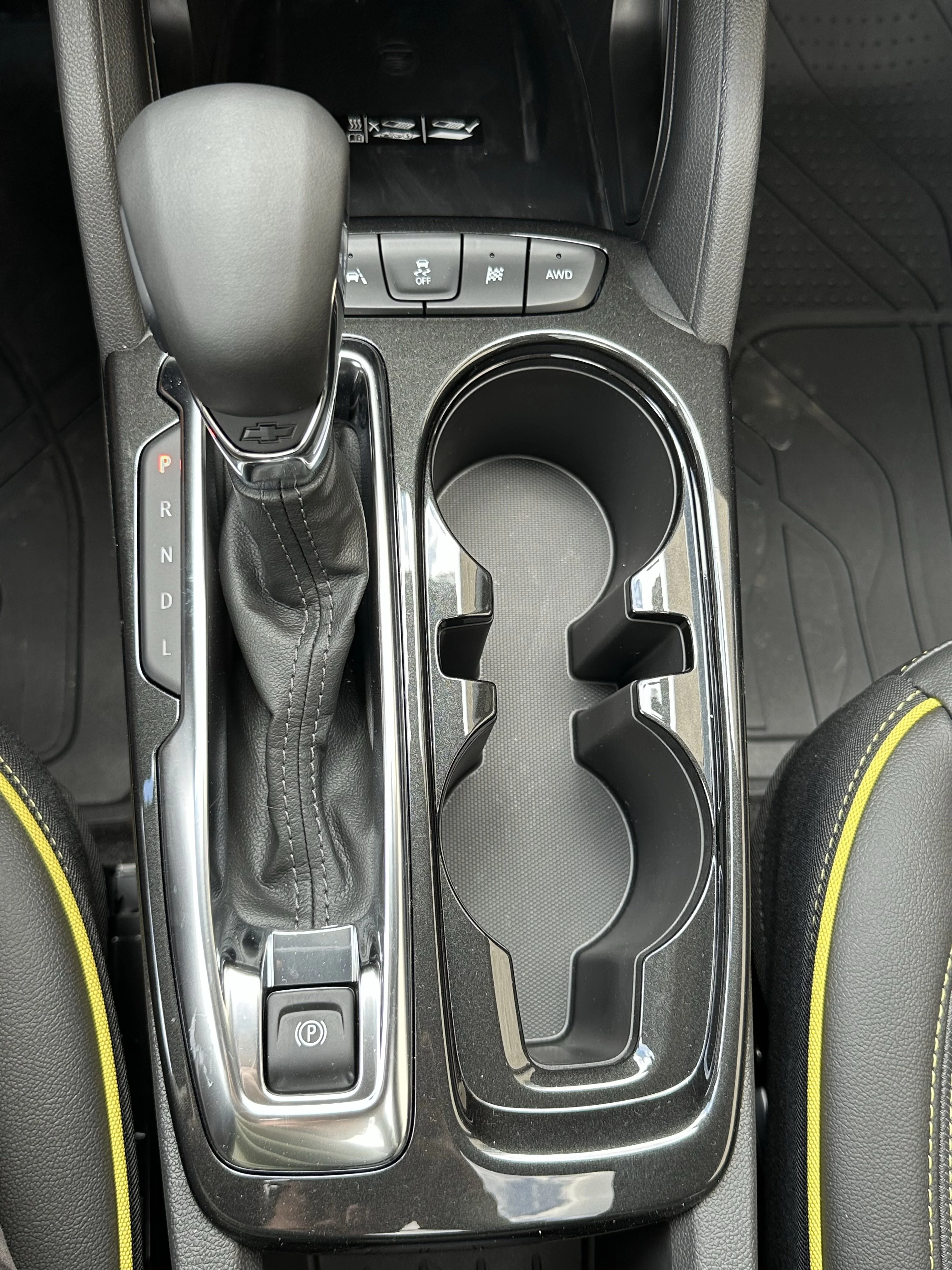 New 2026 Mosaic Black Metallic Chevrolet ACTIV image 16