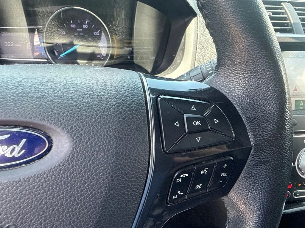 Used 2018 Gray Ford Limited image 13