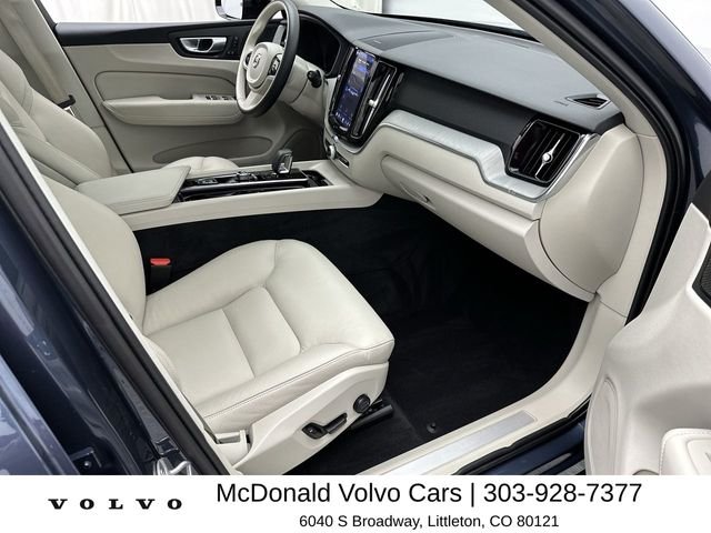 Used 2024 Blue Volvo T8 Plus Dark Theme image 25