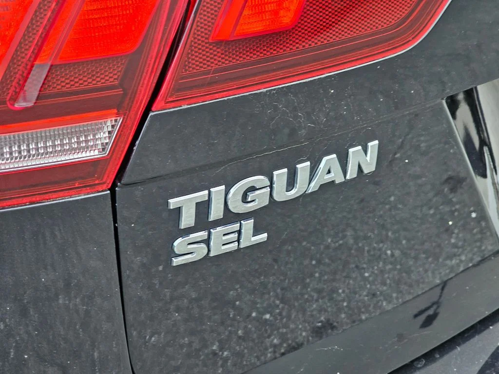 2021 Volkswagen Tiguan SEL Premium R-Line - Photo 17