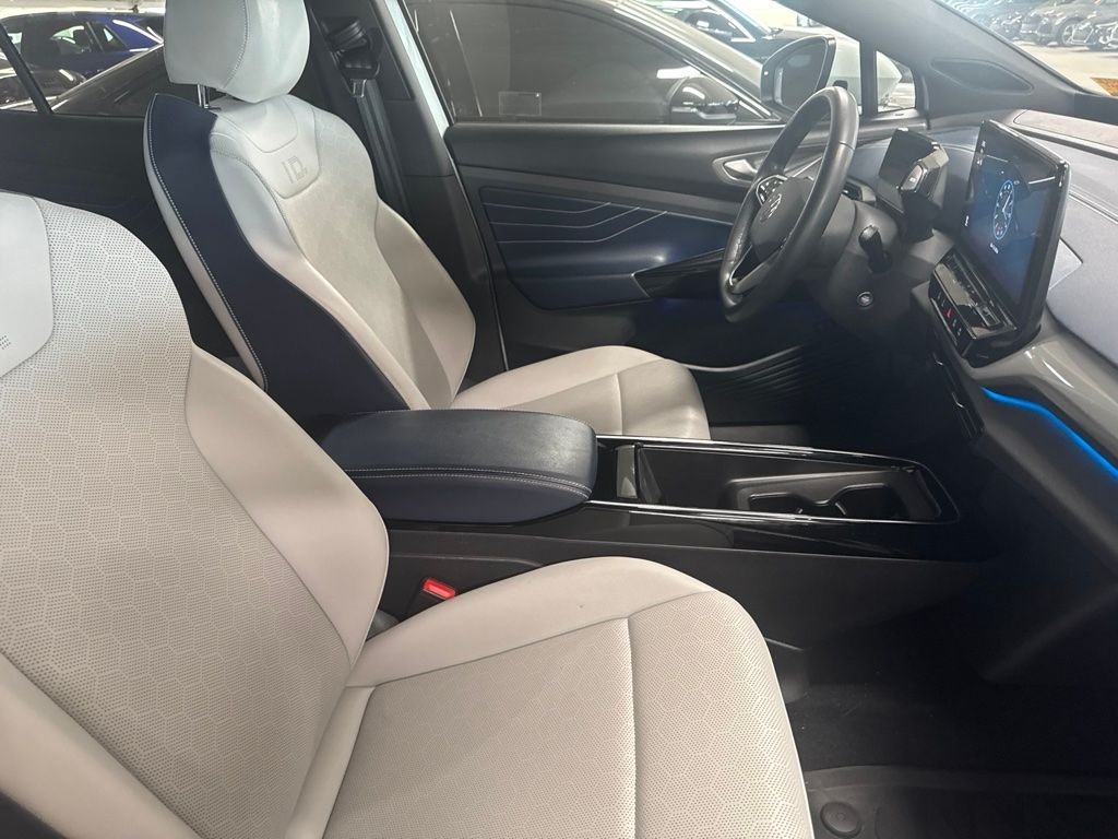 Used 2024 White Volkswagen S image 1