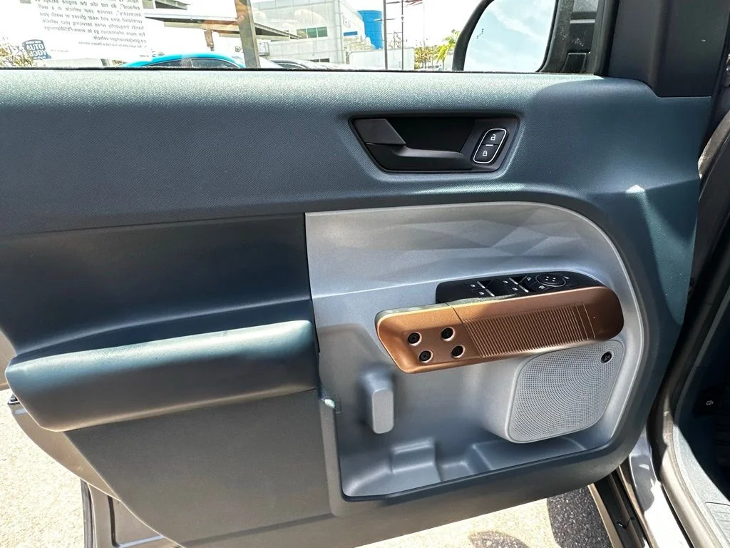 Used 2022 Gray Ford Lariat image 24