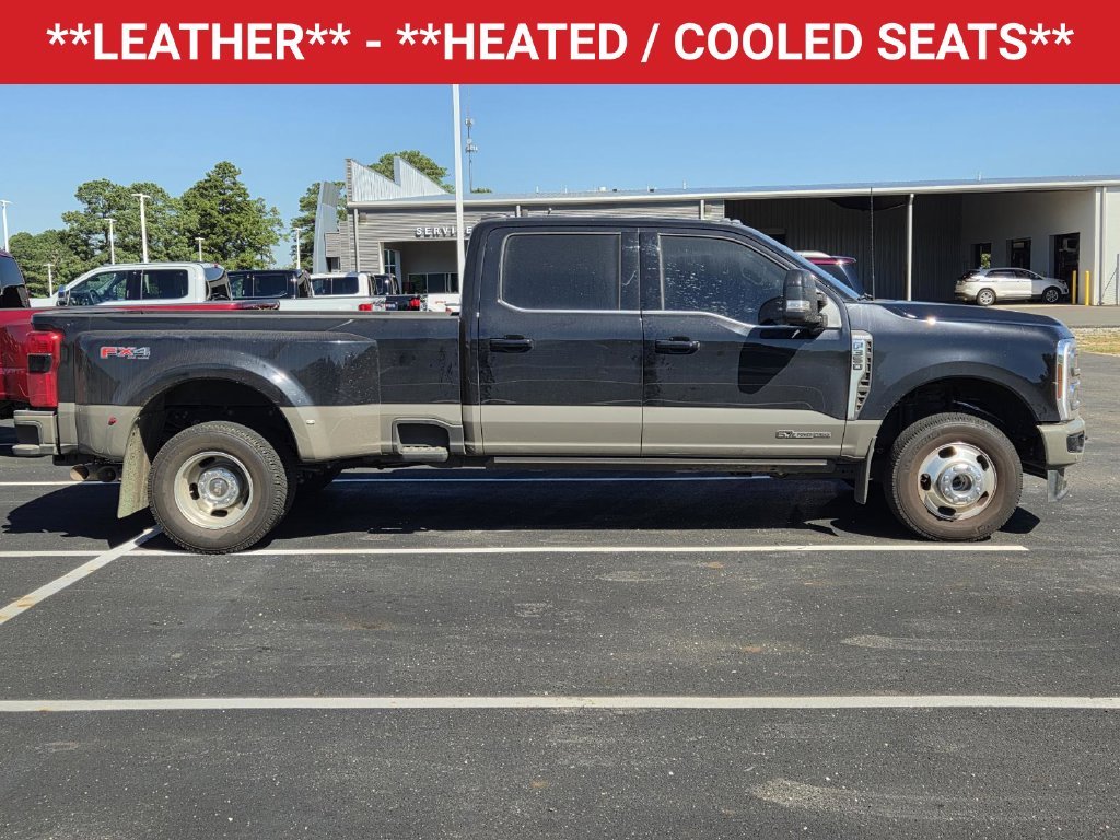 Used 2026 Agate Black Metallic Ford King Ranch image 5
