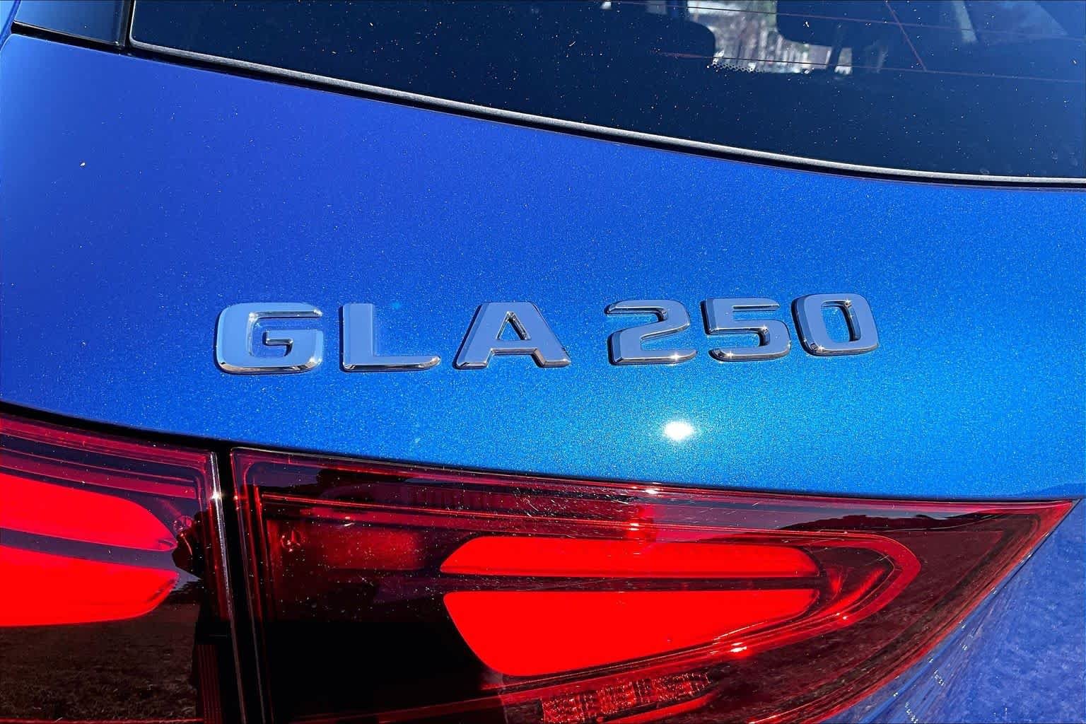 2025 Mercedes-Benz GLA GLA250 - Photo 31