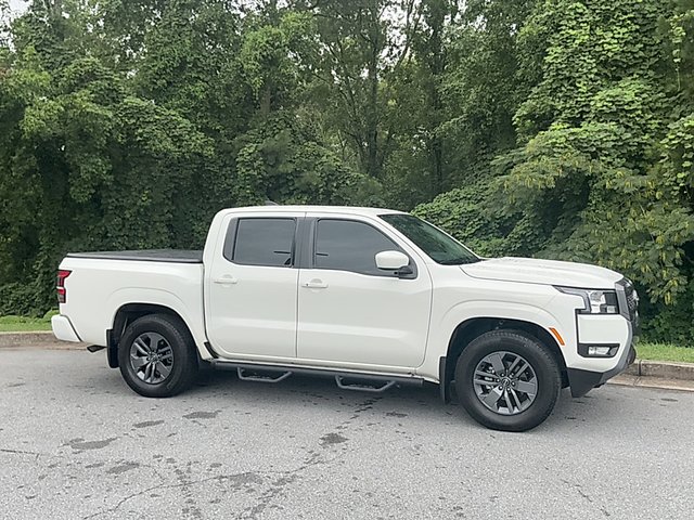 2025 Nissan Frontier Crew Cab SV 4x2