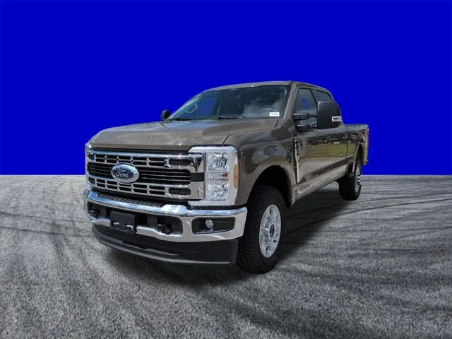 New 2026 Gray Ford XLT image 8