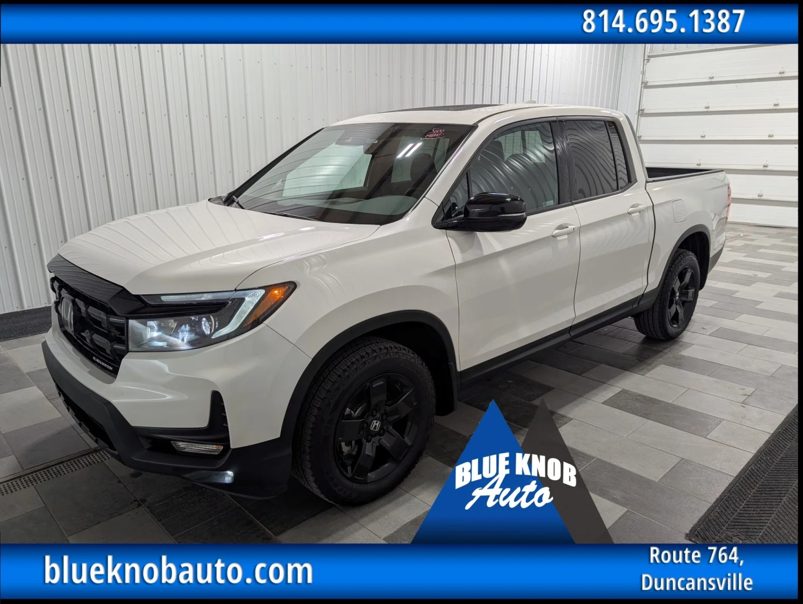 2025 Honda Ridgeline Black Edition's photo
