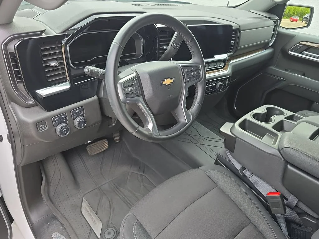 Certified Used 2024 Summit White Chevrolet LT image 10