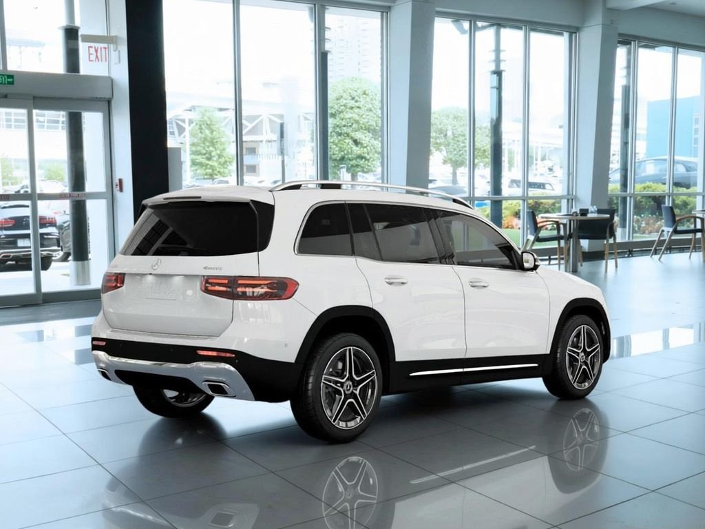 New 2026 Polar White Mercedes-Benz GLB 250 image 20