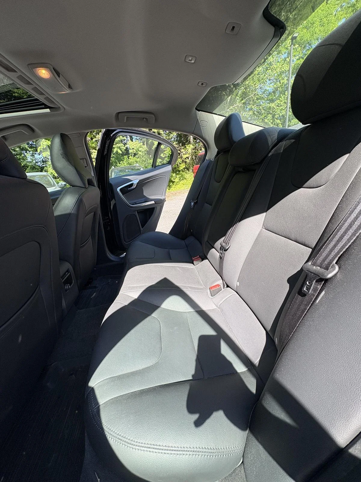 Used 2015  VOLVO T5 PREMIER image 13