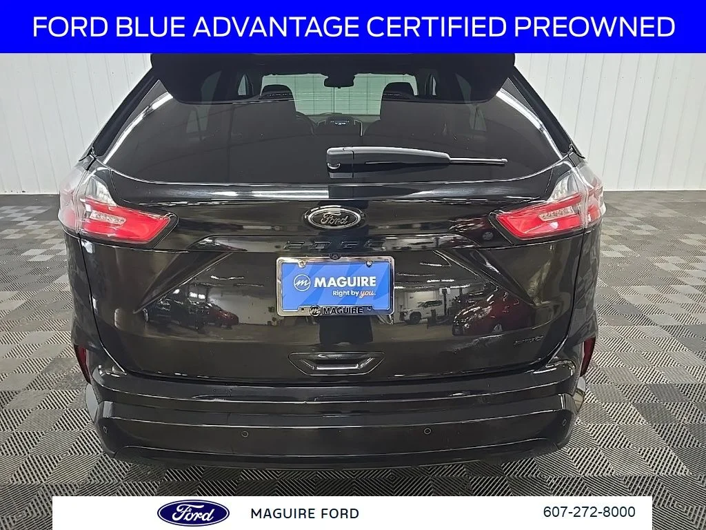 Certified Used 2022 Black Ford SE image 12