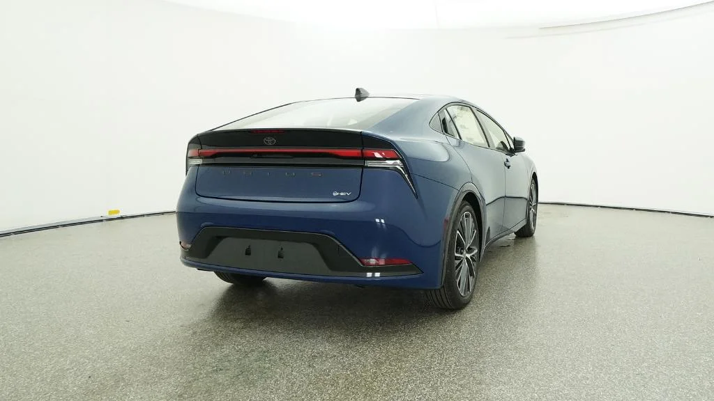 New 2026 Reservoir Blue Toyota XLE image 6