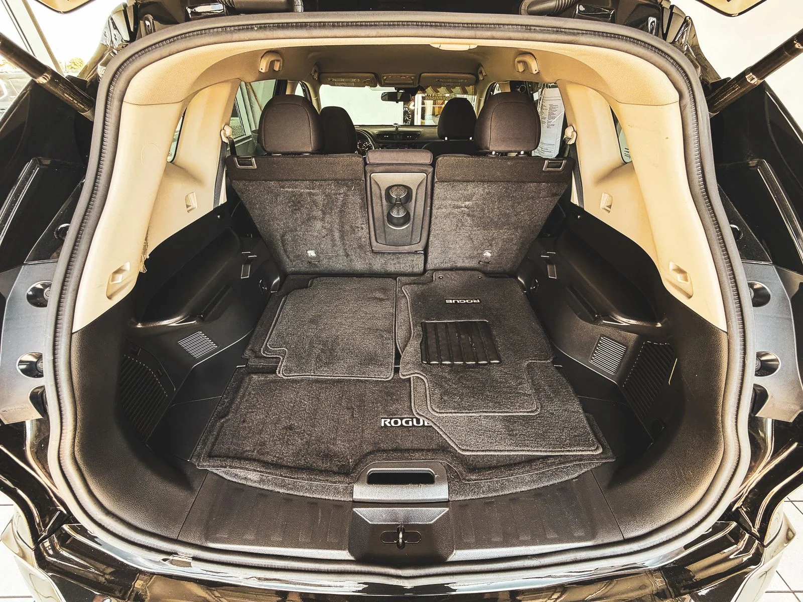 Used 2020 Magnetic Black Pearl Nissan SV image 21
