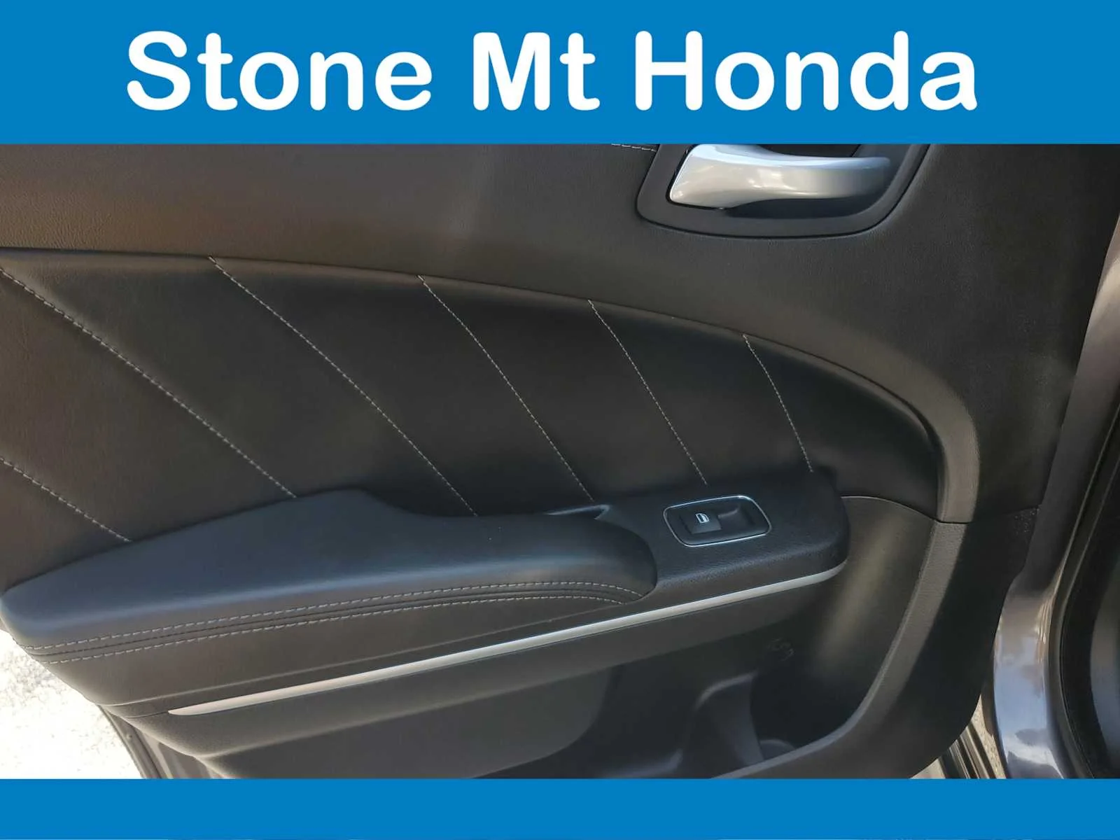 Used 2021 Granite Pearlcoat Dodge Scat Pack image 10