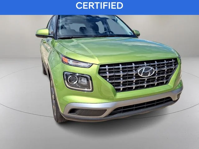 Used 2023 Green Hyundai SEL image 2