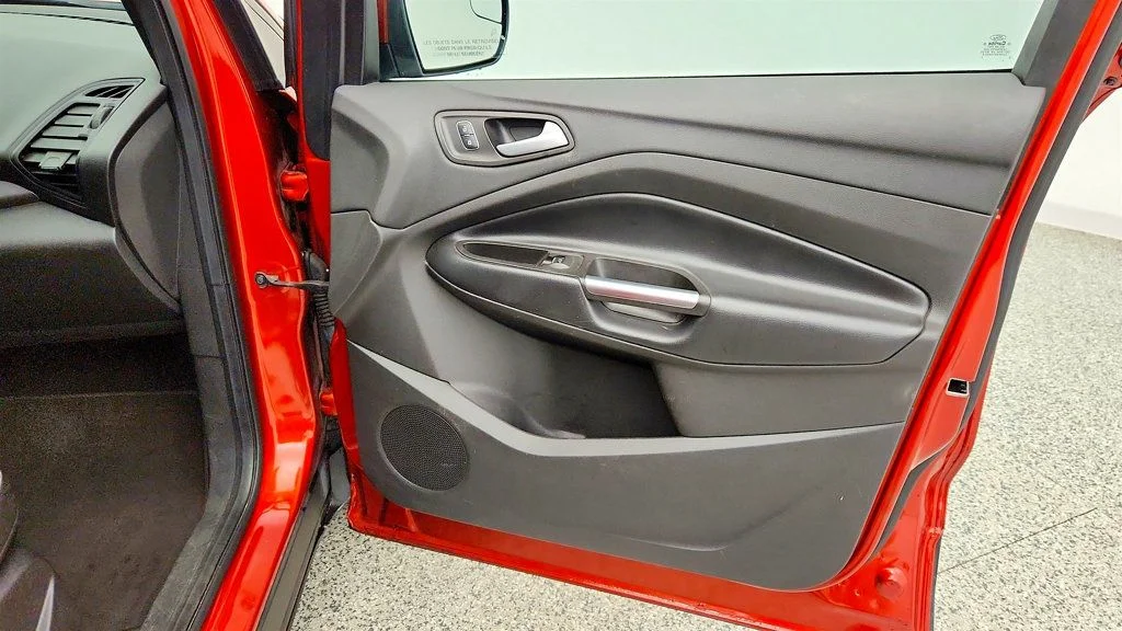 Used 2019 Sedona Orange Metallic Ford SEL FWD image 24