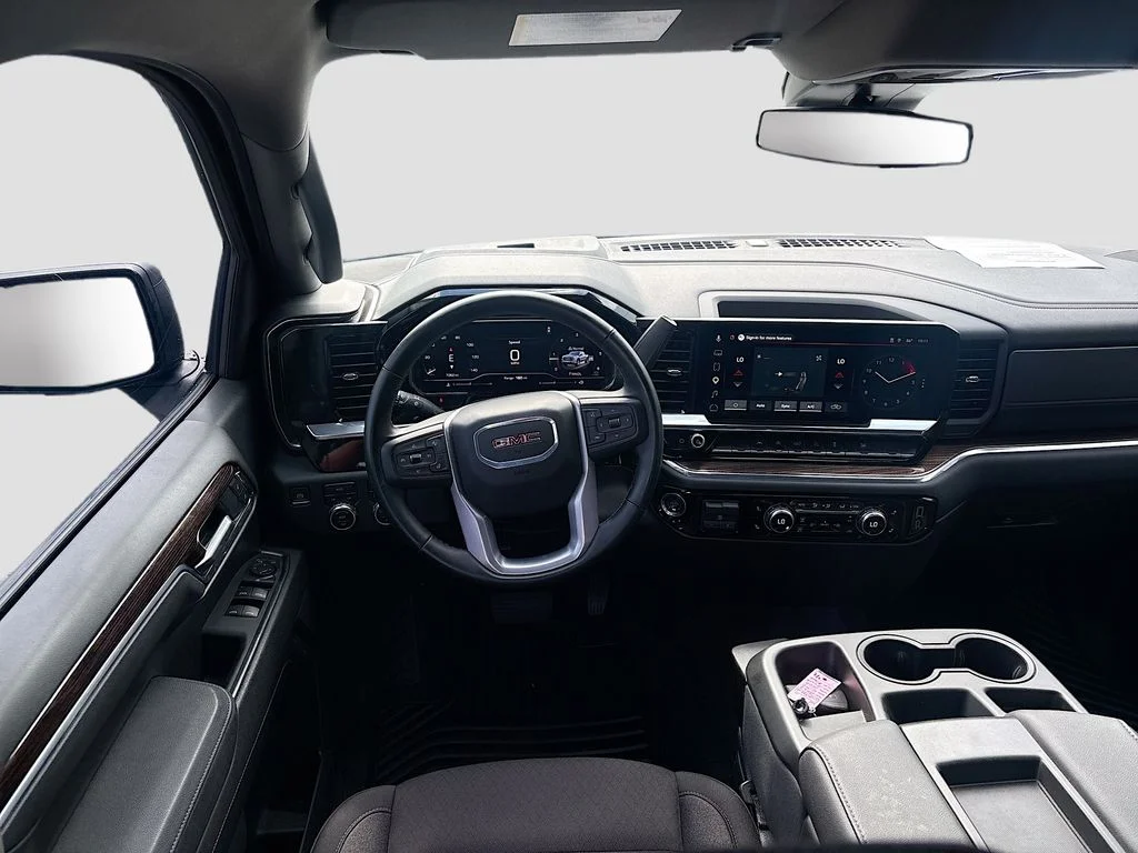 Used 2025 Onyx Black GMC Elevation image 23