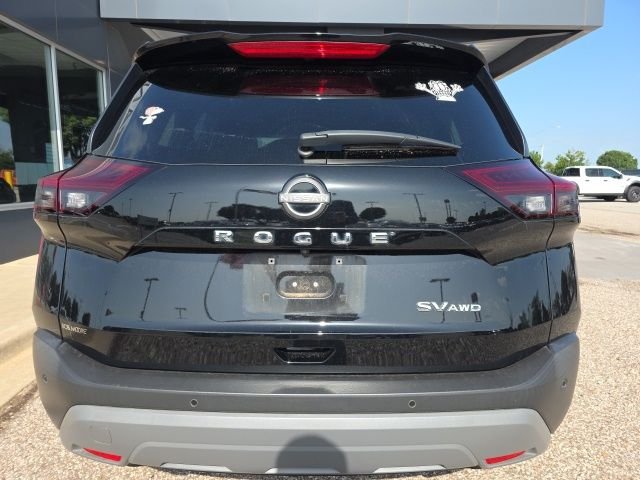 Used 2023 Black Nissan SV image 4