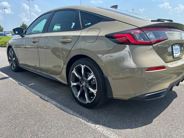 Used 2025  Honda Sport Touring image 4