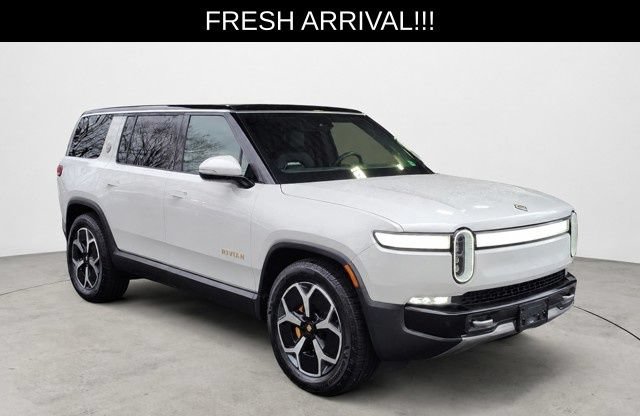2023 Rivian R1S