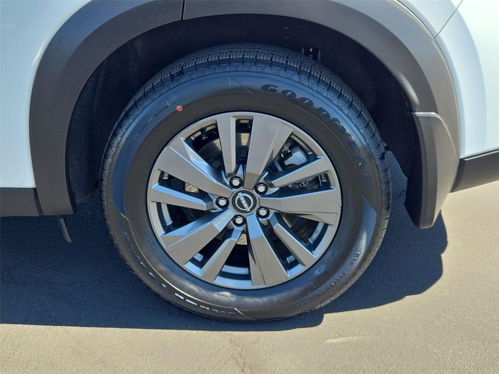 2024 Nissan Pathfinder S - Photo 24
