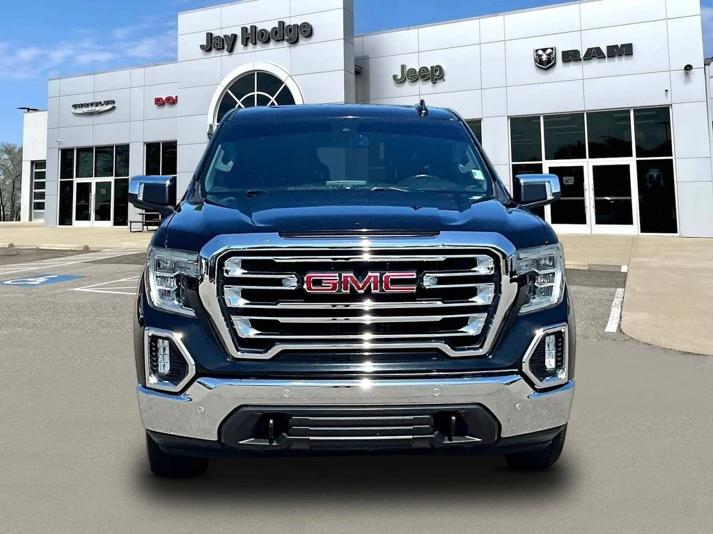 Used 2019 Black GMC SLT image 2