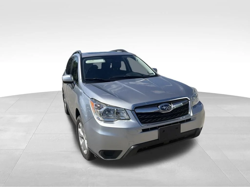 Used 2016 Silver Subaru 2.5i Premium image 2