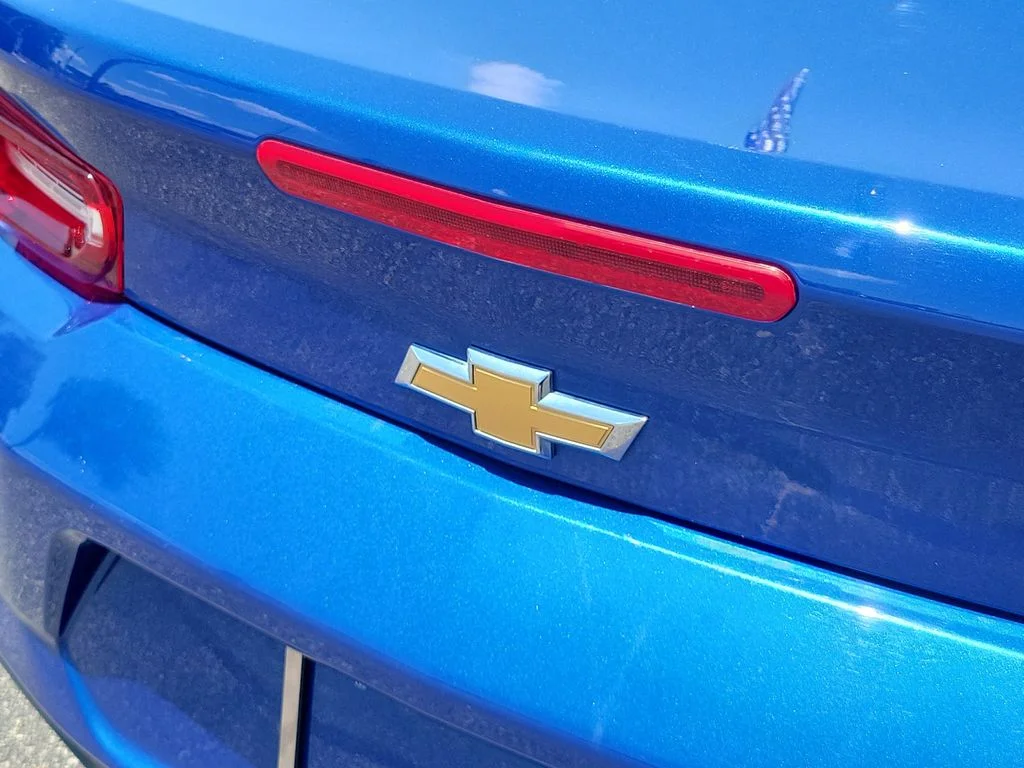 Certified Used 2023 Blue Chevrolet 1LT image 9