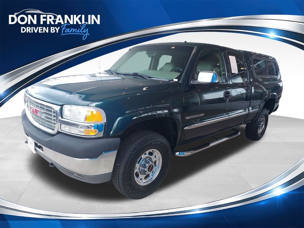 Used 2001 Green GMC SLE image 1