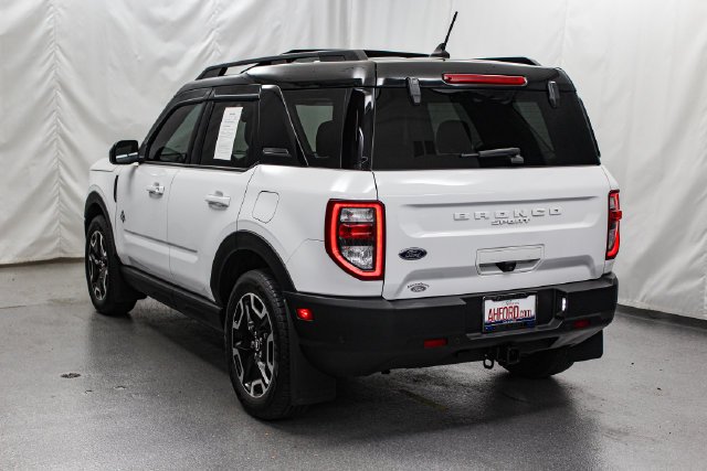 Certified Used 2021 Oxford White Ford Outer Banks image 5