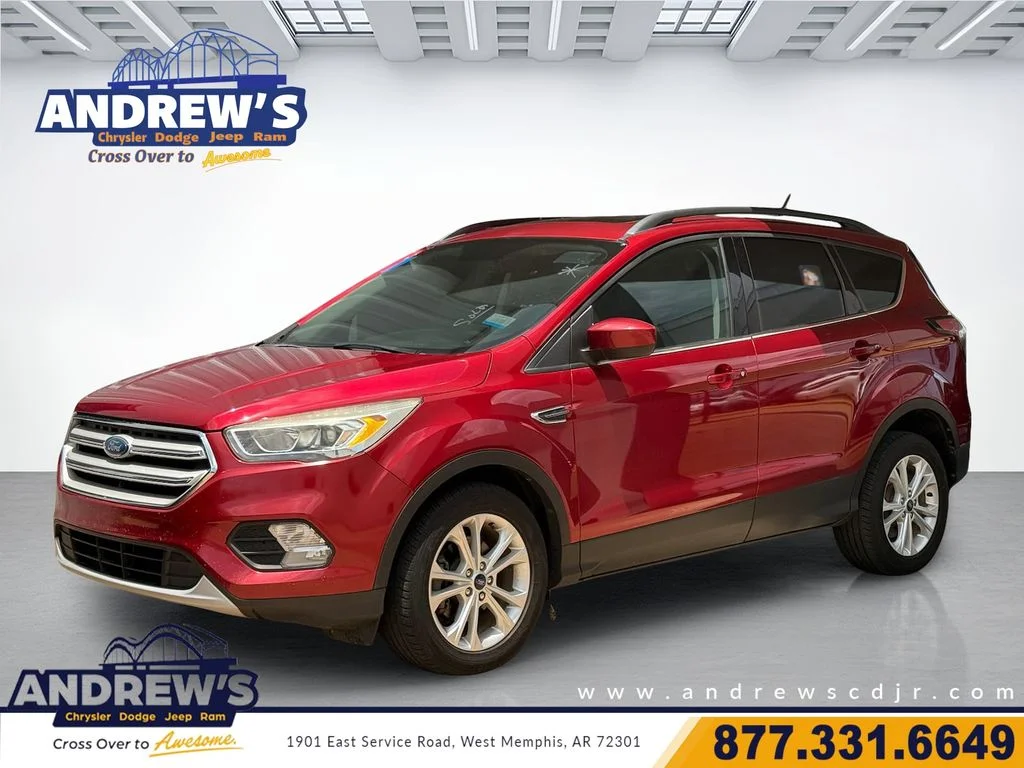 Used 2018 Red Ford SEL image 1