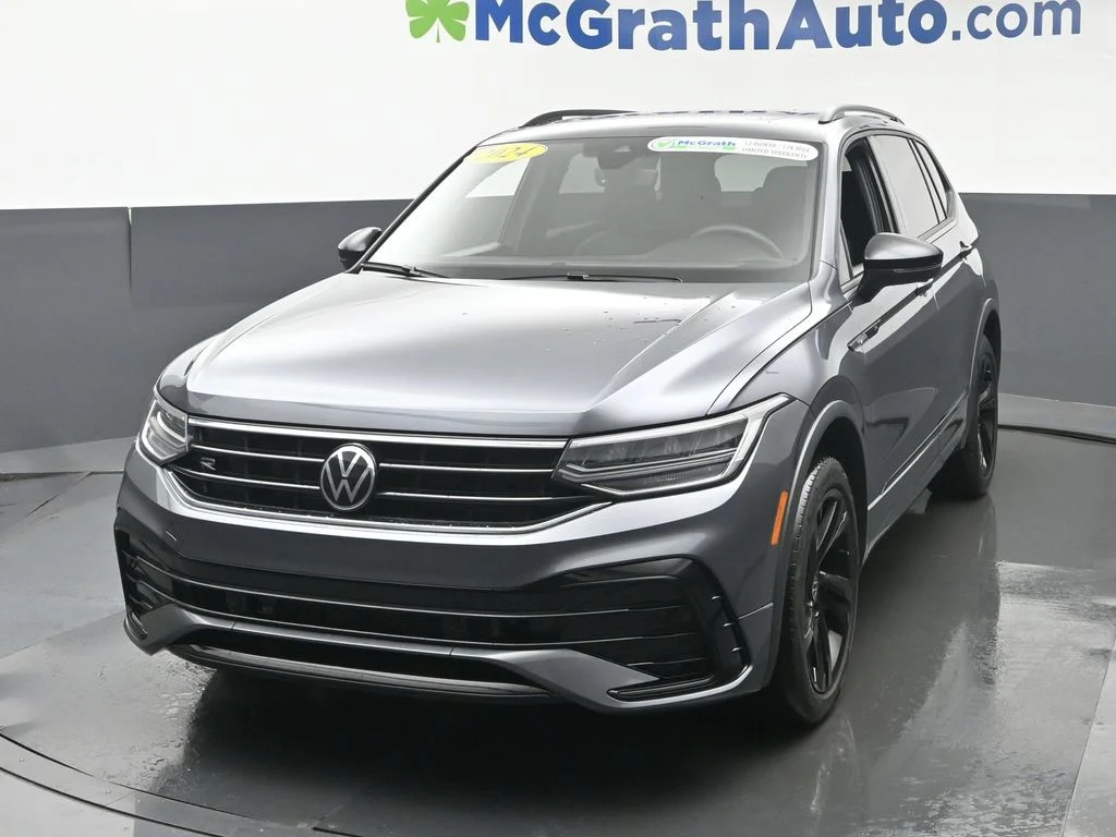 Used 2024 Gray Volkswagen 2.0T SE R-Line Black image 19
