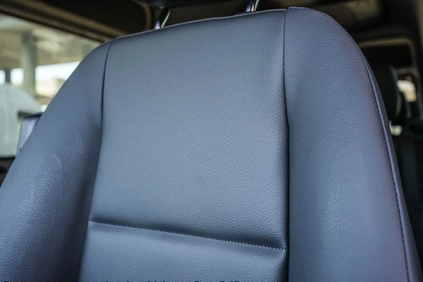 New 2026 Stone Gray Mercedes-Benz Passenger 144WB High Roof AWD 2.0L I4 Diesel Turbo image 32