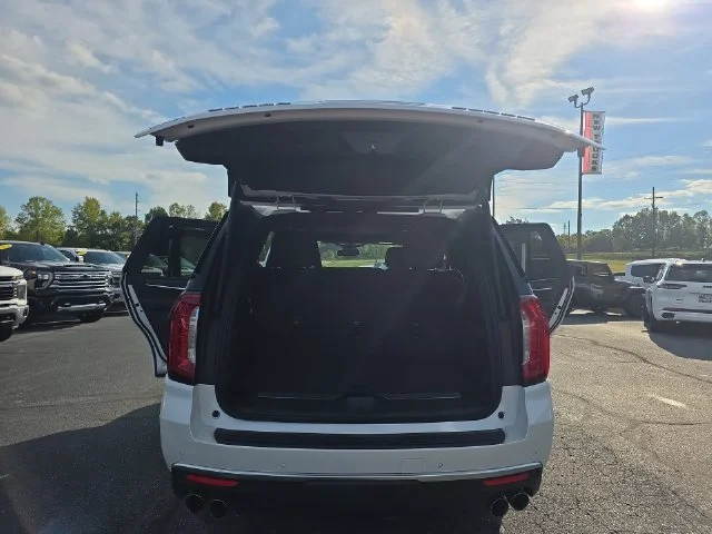 Used 2024 White GMC Denali image 14