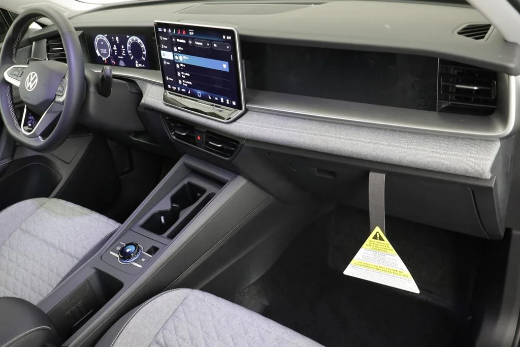 New 2026 Platinum Gray Volkswagen 2.0T S image 20