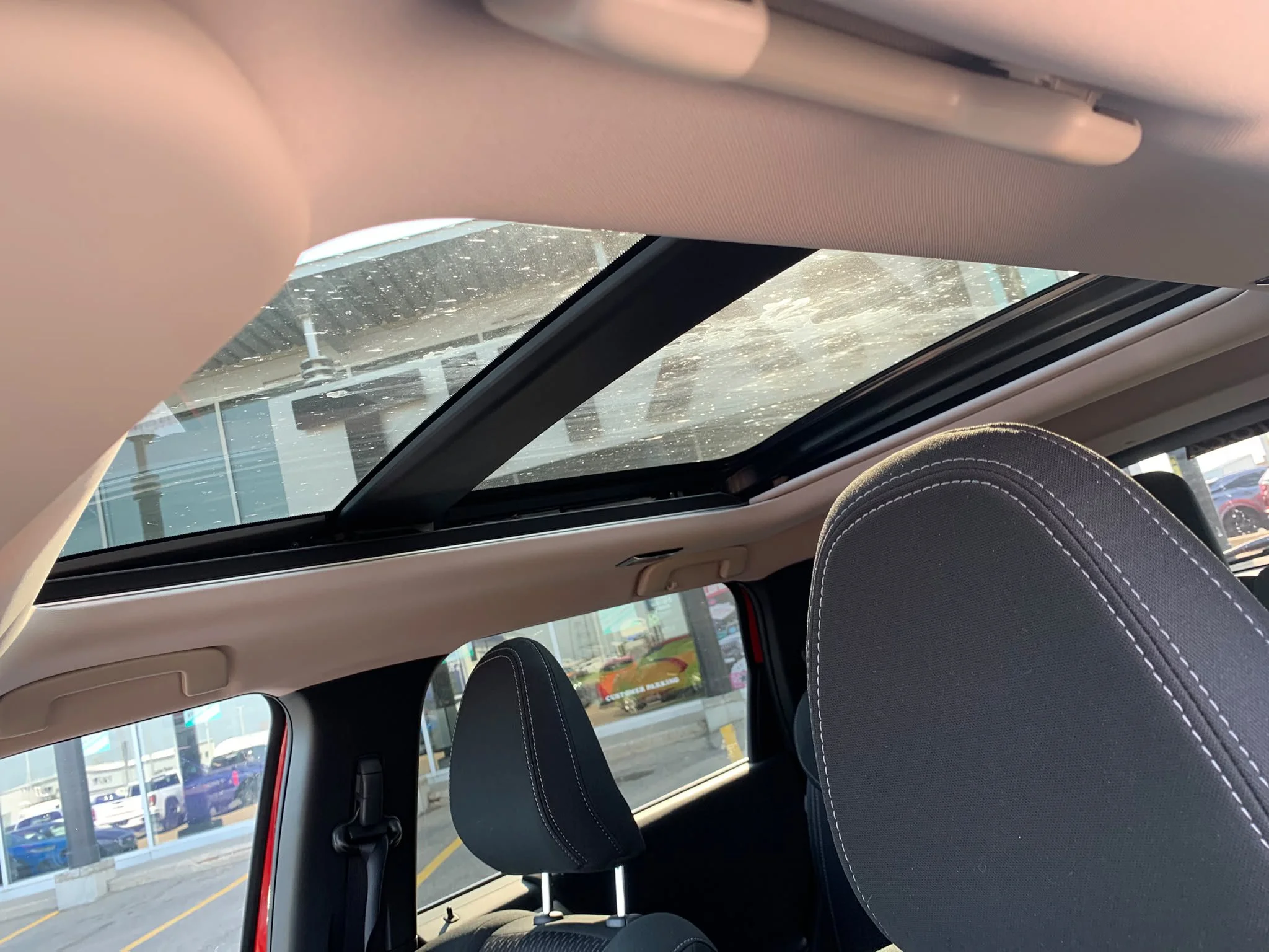 Certified Used 2025 Red Diamond Mitsubishi SE S-AWC*7 Pass | Htd Seats | Pano Roof | Htd Wheel | Yamaha Audio | Blind Spot Detection | CarPlay image 9