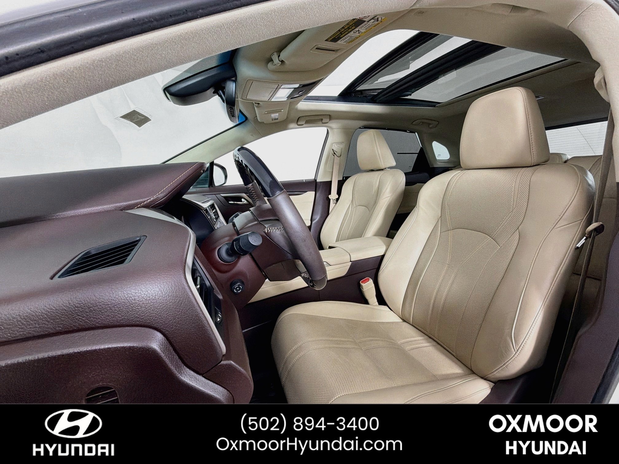 Used 2017 Eminent White Pearl Lexus Base image 21