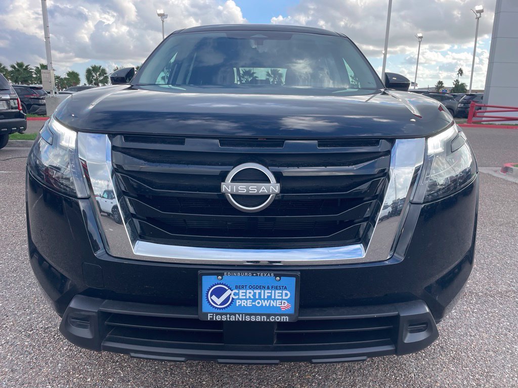 Used 2024 Black Nissan S image 7