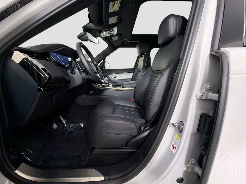 Certified Used 2024 Gray Land Rover SE image 22